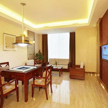 Eurasia Convention International Hotel Wuhan Esterno foto
