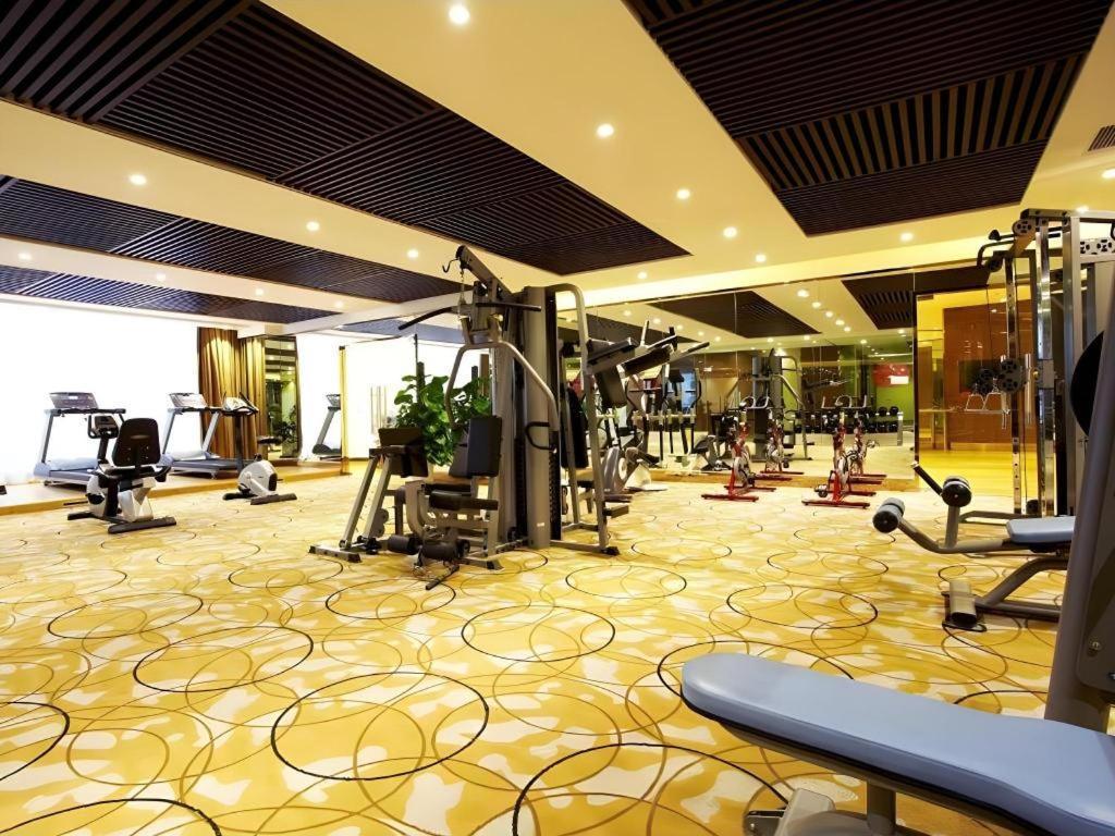 Eurasia Convention International Hotel Wuhan Esterno foto