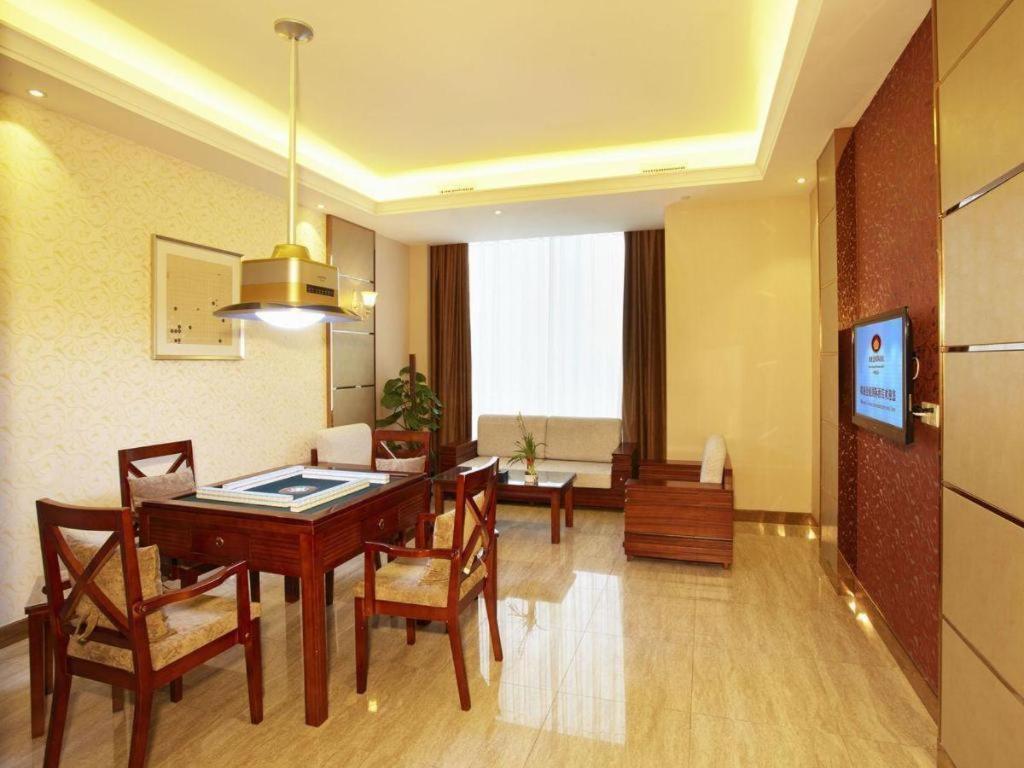 Eurasia Convention International Hotel Wuhan Esterno foto