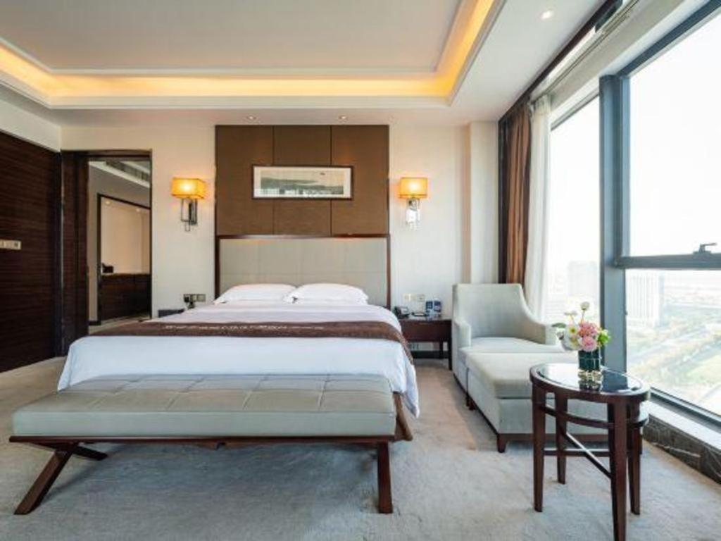 Eurasia Convention International Hotel Wuhan Esterno foto