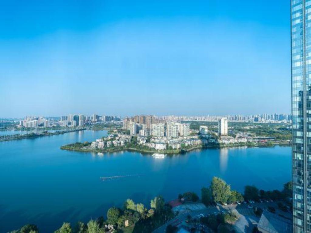 Eurasia Convention International Hotel Wuhan Esterno foto