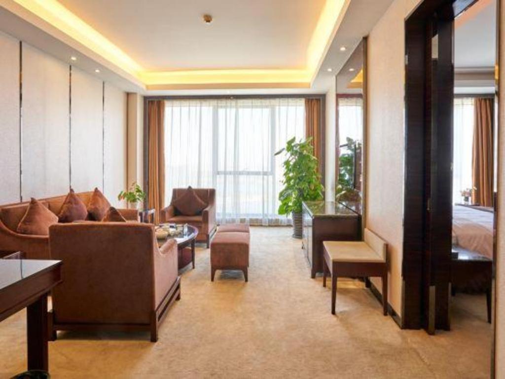 Eurasia Convention International Hotel Wuhan Esterno foto